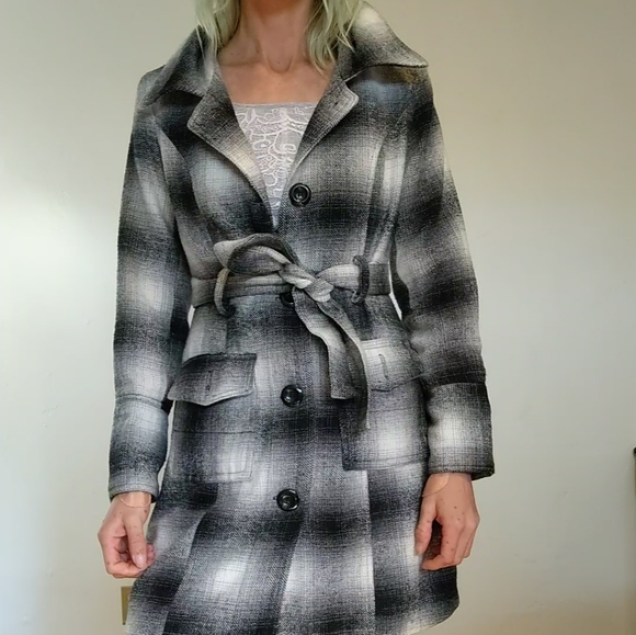 Jacket - Picture 2 of 4